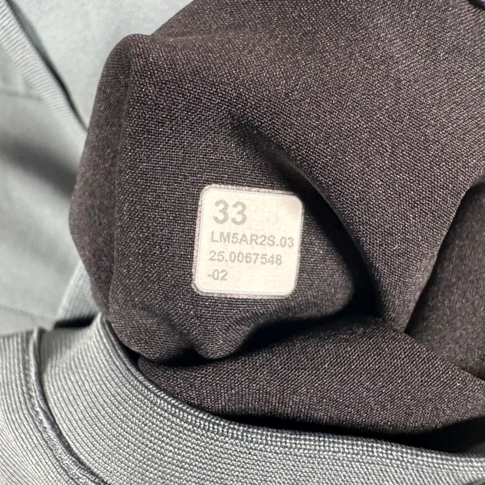 Lululemon Commission Slim-Fit Pant Mens 33 Grey Warpstreme Chino LM5AR2S